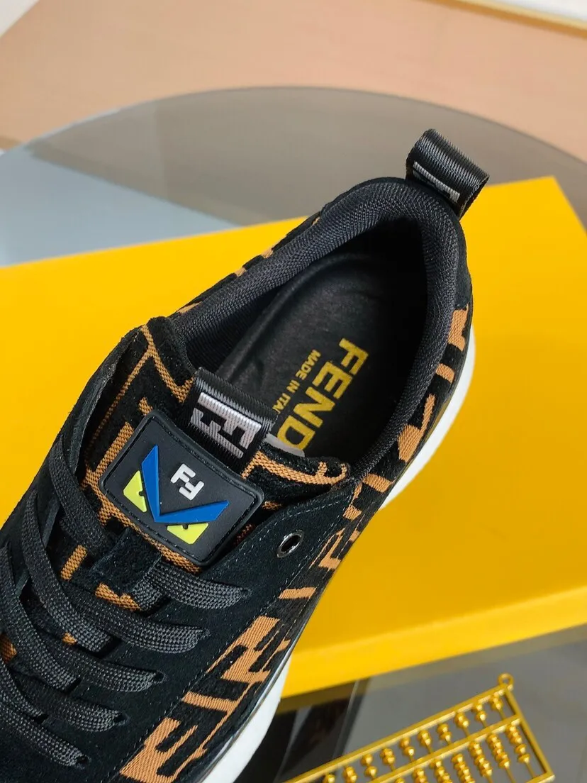 Factory price 442 (fendi) New style casual 👊🏻 upper 🇮🇹 imported cowhide fabric 🇩🇪 lining imported breathable mesh lining. The original outsole is molded to reflect the identity of every man, and the upper foot is stable and elegant🚶🏻🚶🏻High-end customized original version📯No matter the wind or rain, the shoe last remains unchanged and can withstand the verification of time🔍️,🔵 Size: 38-44